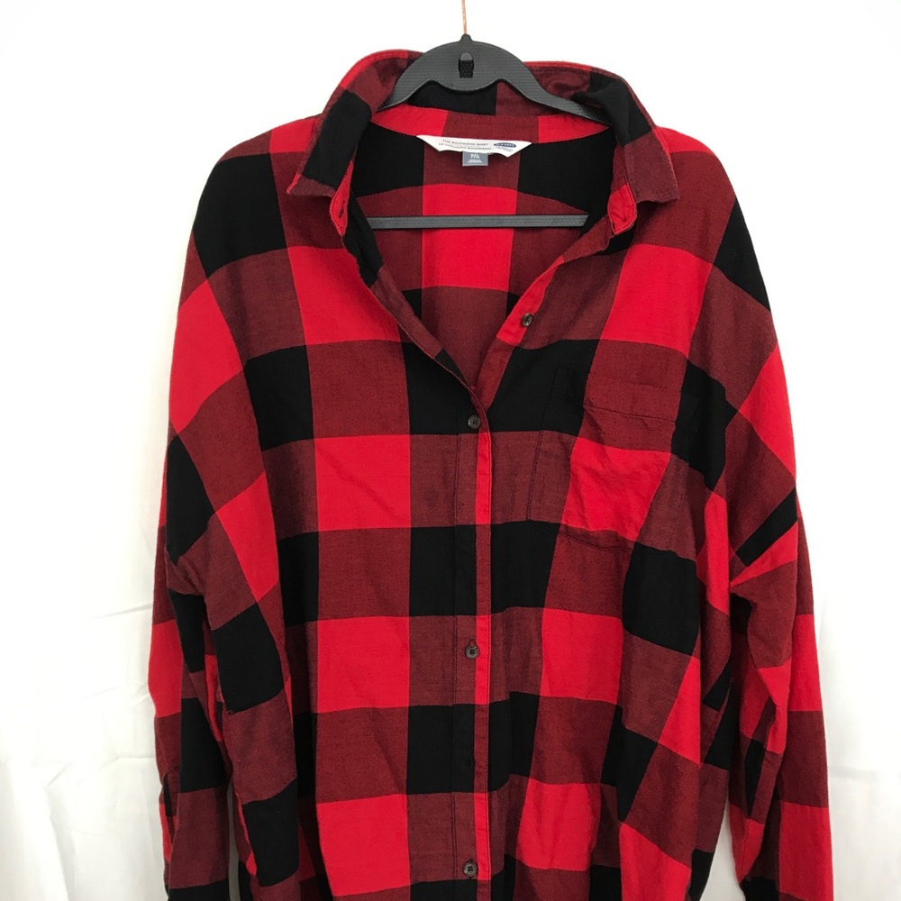 Old navy boyfriend shirt.